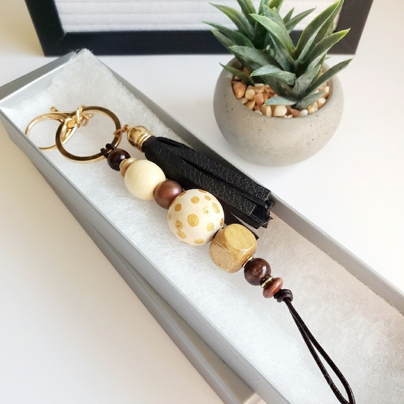 Keychain - Picture 3 of 4